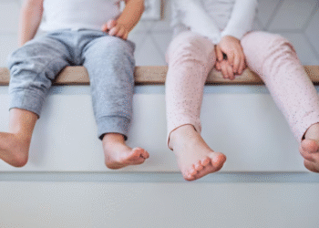Si tus hijos hacen esto, podrían evitar dolores en su adultez