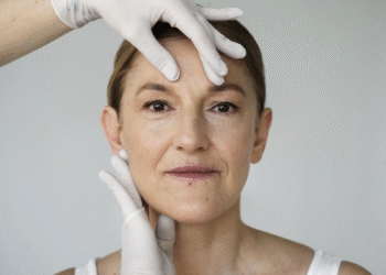 Así puedes tener un rejuvenecimiento facial sin bisturí