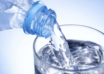 El ingrediente que necesitas colocar en el agua para despertar tu energía
