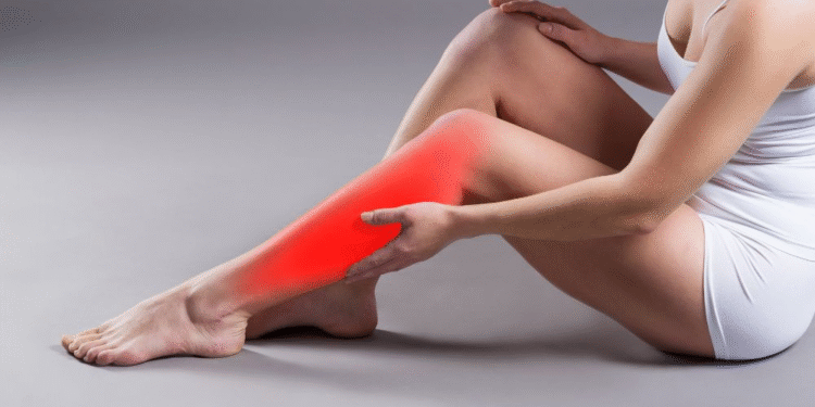 ¿Por qué se debe la sensación de piernas cansadas?