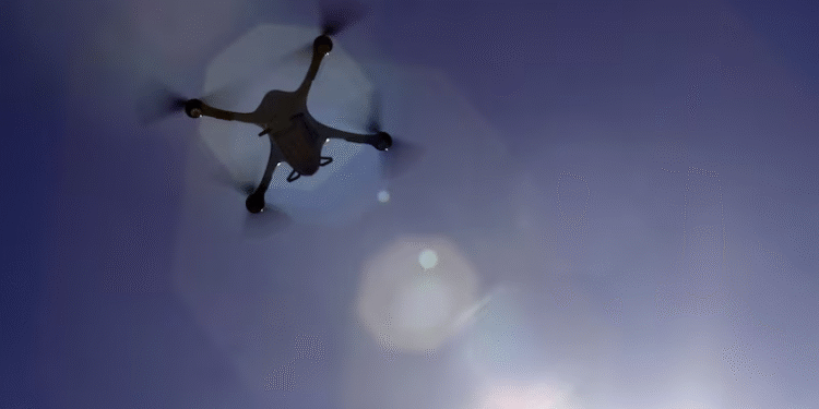 El primer muro de drones controlado por la Inteligencia Artificial