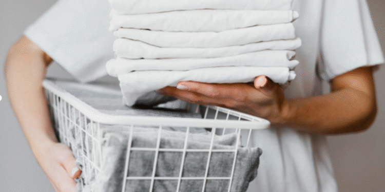 Cómo evitar que la ropa blanca se ponga amarilla con el tiempo