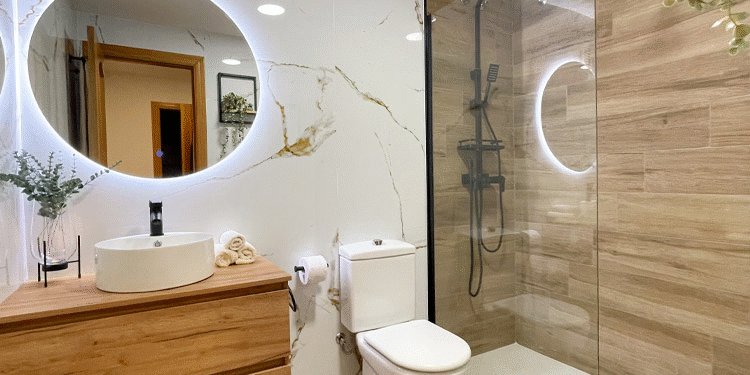 La nueva tendencia 2025 que transforma tu baño en una sala de lujo
