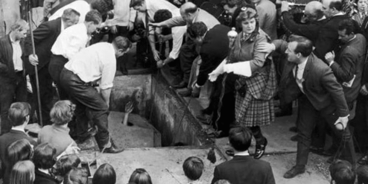La trágica historia de un hombre que se enterró vivo 61 días por dinero