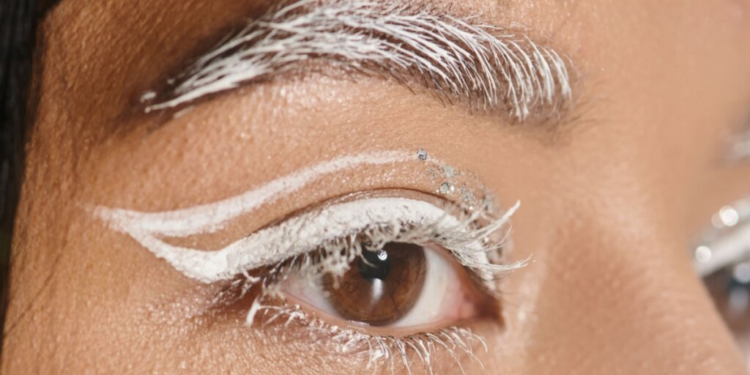 7 tips para usar Cloud Dancer, el maquillaje más trendy 2026