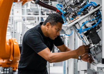 Ingeniero Cyborg: el nuevo rol que trae la IA generativa