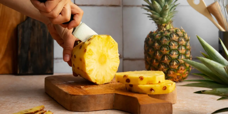 5 beneficios de comer piña todos los días