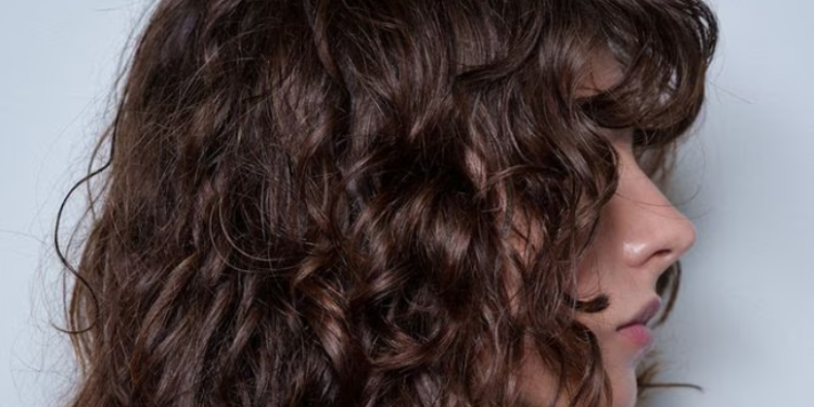 Los 5 cortes que son más favorecedores para pelo rizado