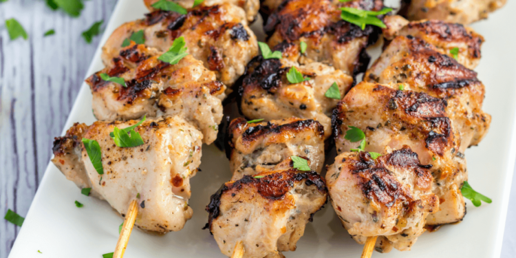 Tres ideas de brochetas para hacer en casa