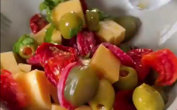 ¡Es furor! Sencilla receta para una ensalada de picada