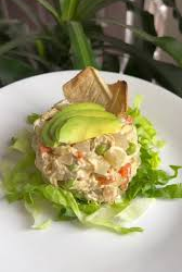 5 adaptaciones de la ensalada rusa para que todos puedan comer