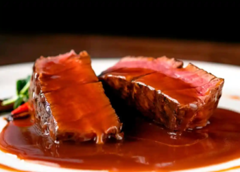 Las mejores salsas para complementar tus cortes de carne