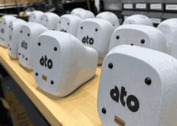 Inventó un dispositivo para combatir la soledad de su abuelo hoy trabaja desde Silicon Valley