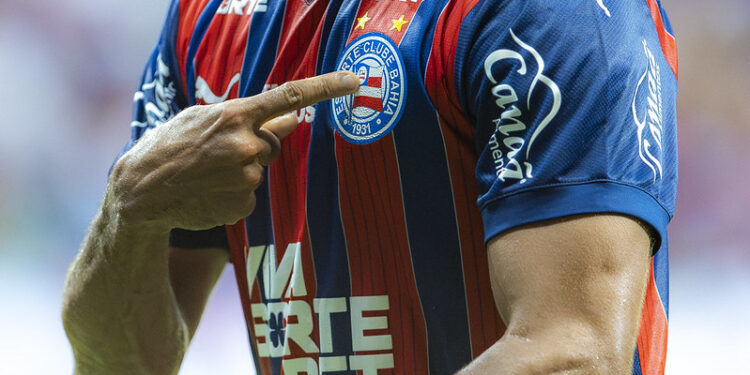 Jogador icônico do futebol brasileiro precisou entregar tortas após envolvimento com manipulação de resultados