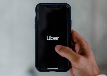 Iniciativa da Uber pode reduzir drasticamente o número de motoristas no Brasil