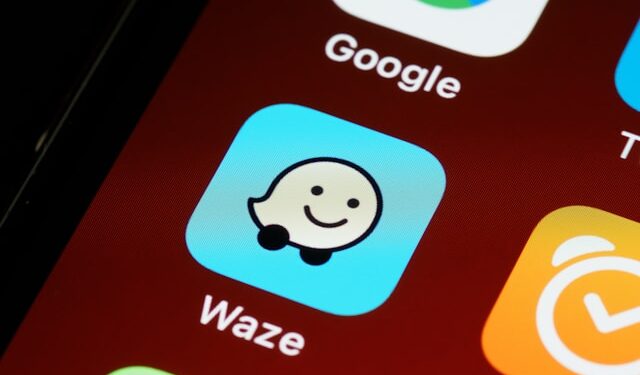 Nova atualização do Waze fará motoristas agradecerem mais de uma vez
