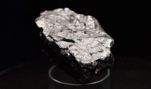 Mais de 90% das reservas de nióbio do mundo ficam no Brasil; saiba como ele é usado