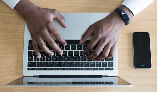 Você pode estar pisando em falso ao buscar ajuda psicológica com inteligência artificial