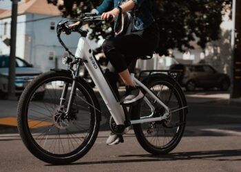 Empresa promete autonomia de até 90 km para qualquer bicicleta elétrica com equipamento inovador