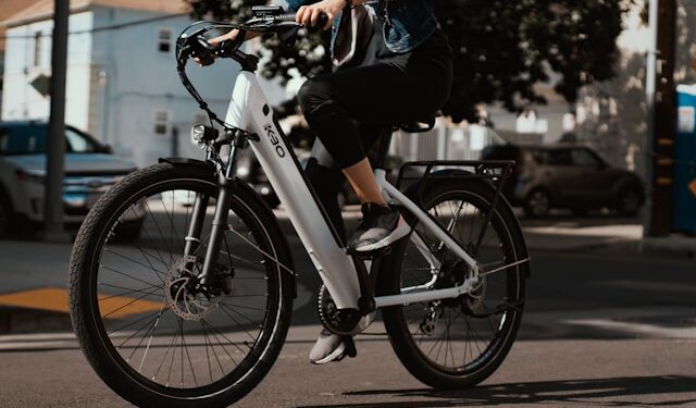 Empresa promete autonomia de até 90 km para qualquer bicicleta elétrica com equipamento inovador