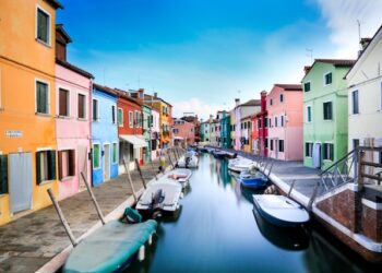 ‘Veneza brasileira’ lembra tanto a original que até o nome é parecido