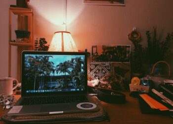 O que a psicologia diz sobre quem fica recusando convites para sair de casa