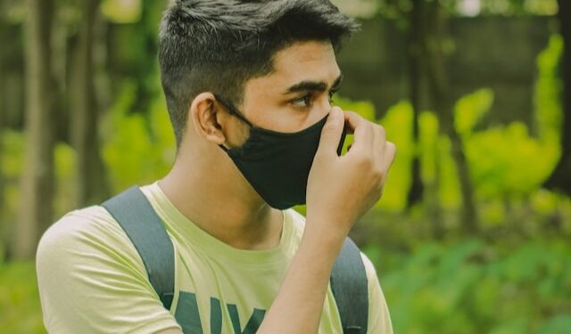 Cheirar pum faz mal para a saúde? Revelado