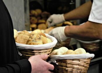 Problemas financeiros levam padaria famosa a fechar 21 unidades