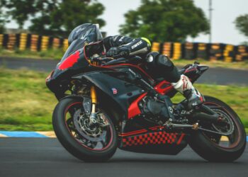Estudo mostra como andar de moto pode melhorar duas funções coordenadas pelo cérebro