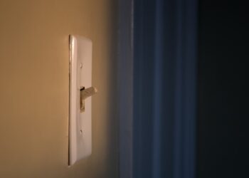 Nova tecnologia promete substituir os tradicionais interruptores de energia