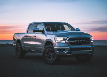 Nova picape da Ram é flagrada no Brasil e promete competir com a Hilux