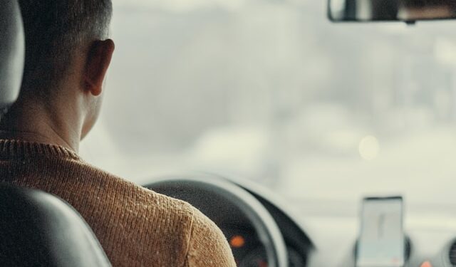 Motoristas de aplicativos descobrem nova forma de ganhar dinheiro sem transportar passageiros