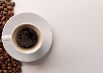 Pesquisadores descobrem nova relação entre cafeína e envelhecimento humano