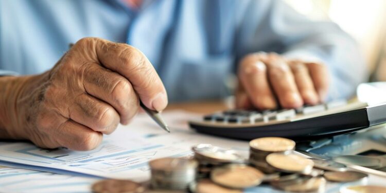 Aposentadoria de R$ 1.518 vai baixar para R$ 759? Entenda