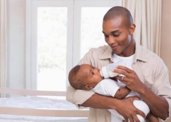 A ótima notícia envolvendo o aumento da licença-paternidade