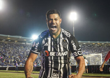 Hulk não mede palavras e diz qual jogador tem a “boquinha podre”