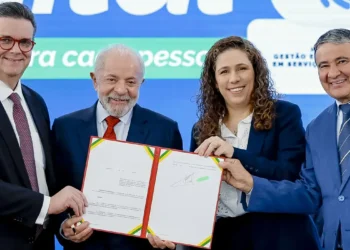 Governo anunciou novo cadastro obrigatório para acesso a benefícios sociais