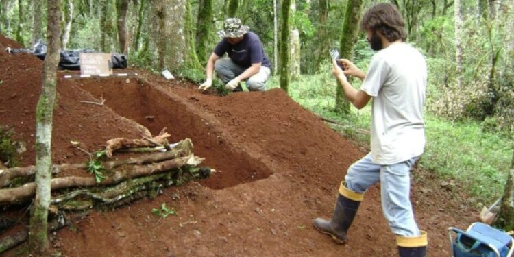 Conheça o lugar no Brasil que é famoso por suas casas subterrâneas