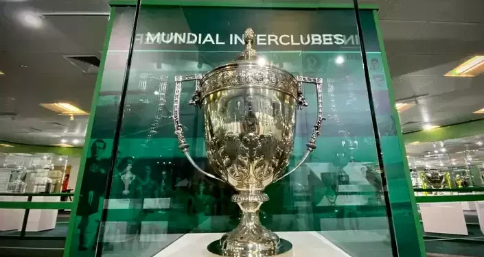 Mundial do Palmeiras vira motivo de discussão ao vivo na TV