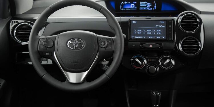 5 carros para quem trabalha o dia inteiro no volante não se incomodar tão cedo