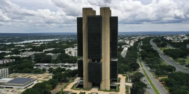 Banco Central fez comunicado a todas as pessoas que possuem moedas de 50 centavos