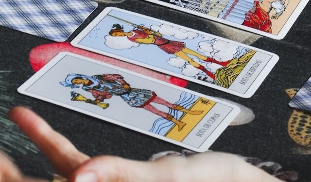 Astróloga mais conhecida do Brasil revela quais signos vão ganhar dinheiro em agosto