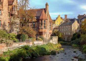 Cidade escocesa é a única do mundo que não possui arranha-céus