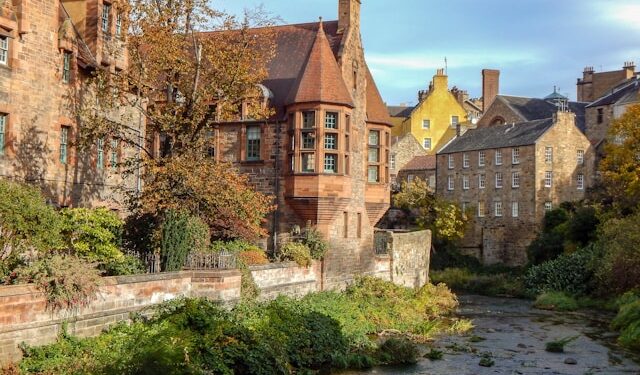 Cidade escocesa é a única do mundo que não possui arranha-céus
