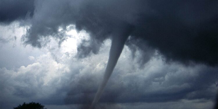5 lugares do mundo onde as pessoas precisam estar preparadas para enfrentar tornados