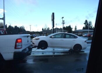 Homem foge da cadeia, mas acaba preso após veículo em que estava atolar