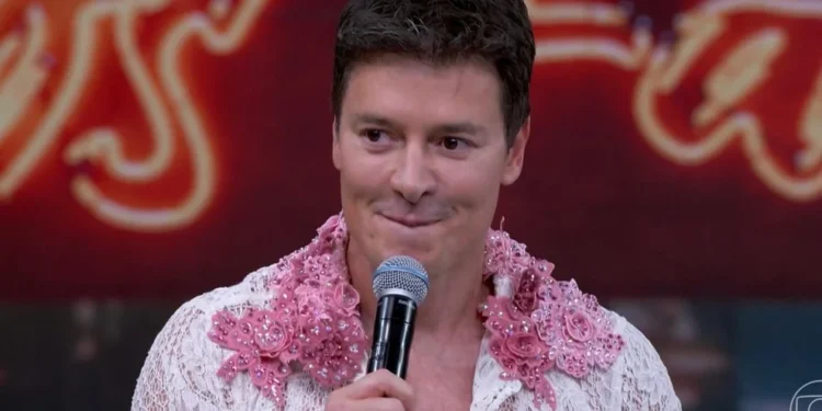 Rodrigo Faro recém voltou à Globo e já assumiu a liderança de um programa