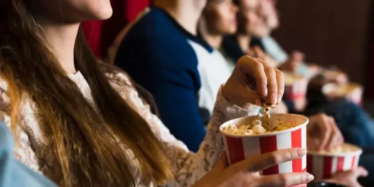 É verdade que agora o ingresso nos cinemas do Brasil será R$ 10? Confirmado