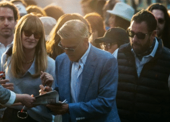 George Clooney mostra humildade e defende Adam Sandler