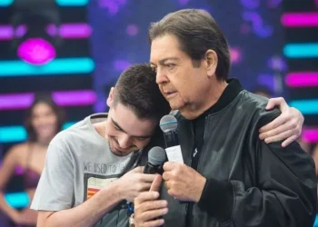 Faustão pagava faculdade para filhos de funcionários e nobre atitude é lembrada até hoje